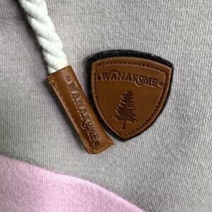 Wanakome Hoodie Women’s Small Pink Gray Colorblock Pullover Logo Patch soft cozy